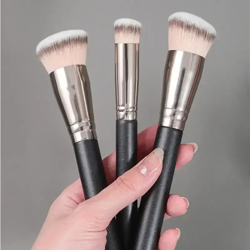 Angled Kabuki Foundation & Concealer Blending Brush Set