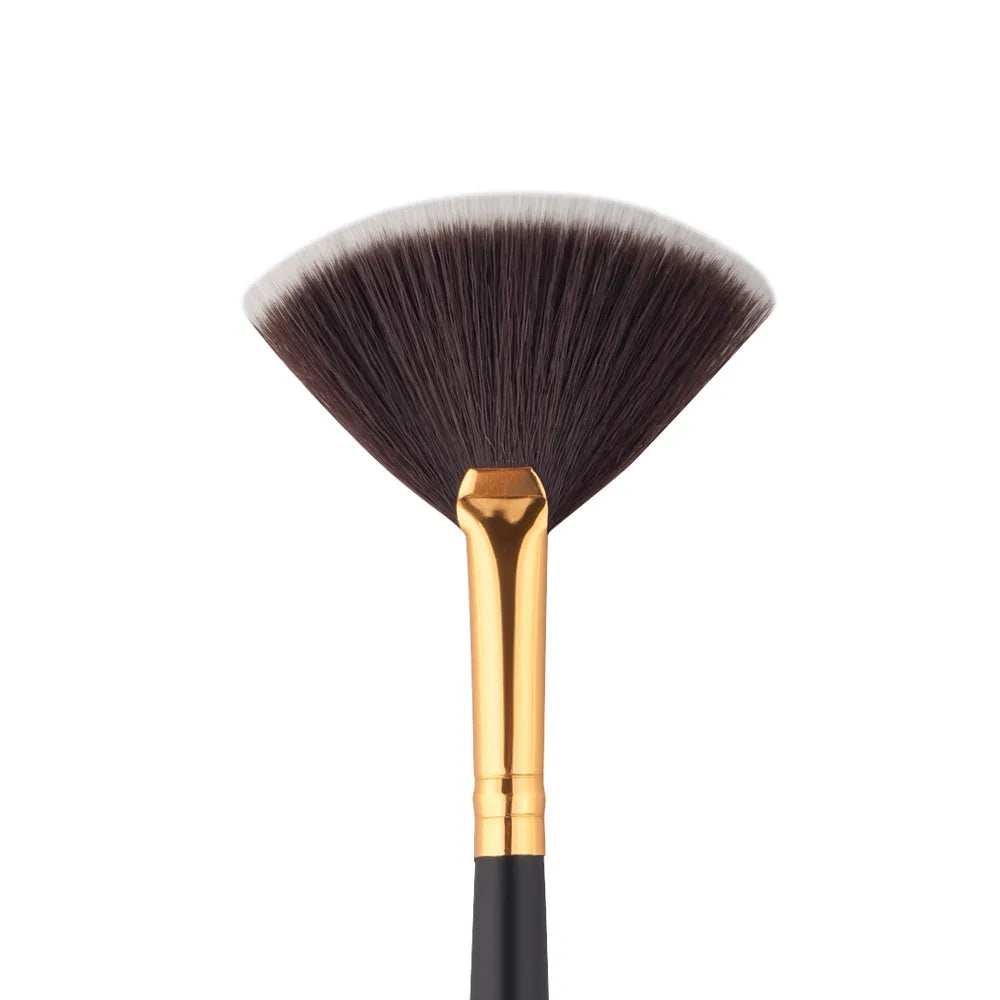 1pc Fan Slim Makeup Brush