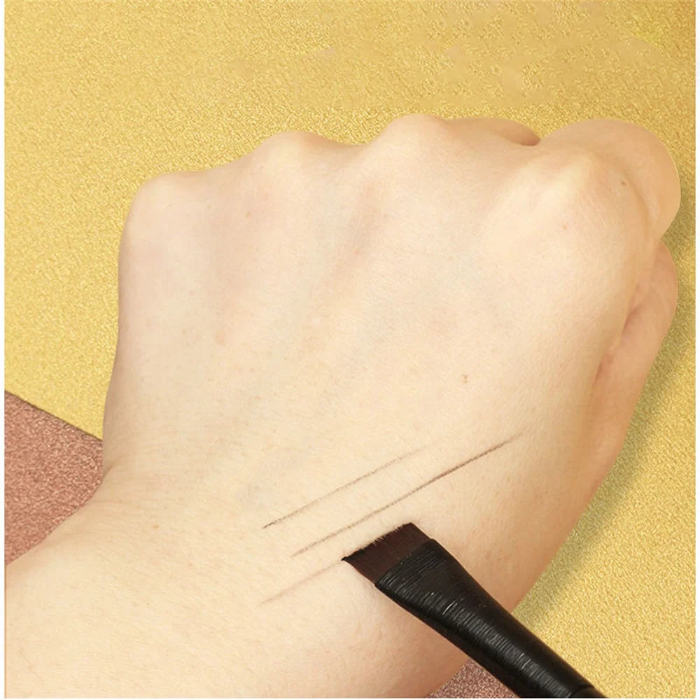 Angled Flat Thin Eyebrow & Eyeliner Brush