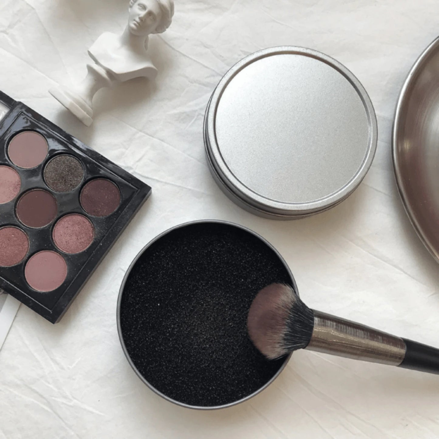 Quick Makeup Brush Cleaner Sponge