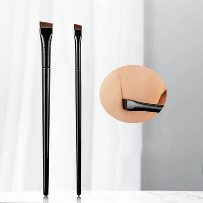 Angled Flat Thin Eyebrow & Eyeliner Brush