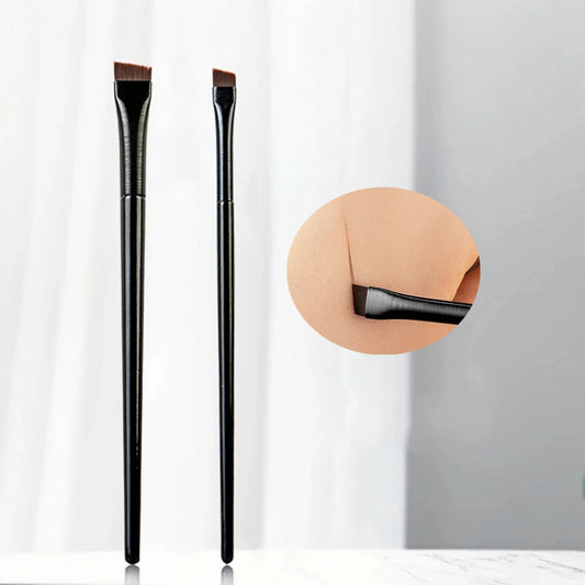 Angled Flat Thin Eyebrow & Eyeliner Brush